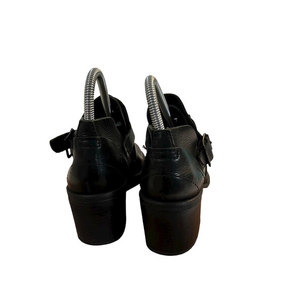 Mia Black Leather Cut Out Buckle Ankle Boots Booties Women's Size 7 - Picture 4 of 9